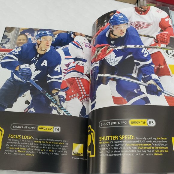 Toronto Maple Leafs NHL Hockey Yearbook 2017-2018 - Picture 3 of 4